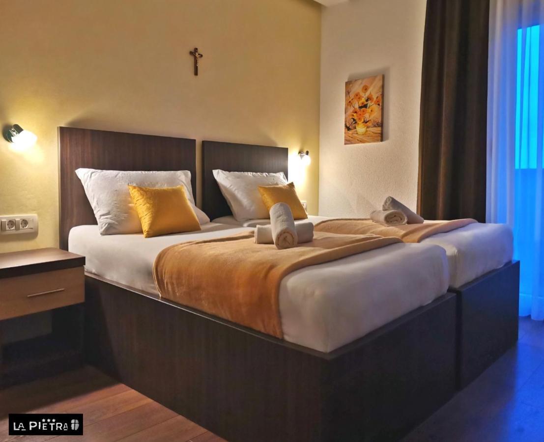 La Pietra Family Hotel Меджугорье Экстерьер фото