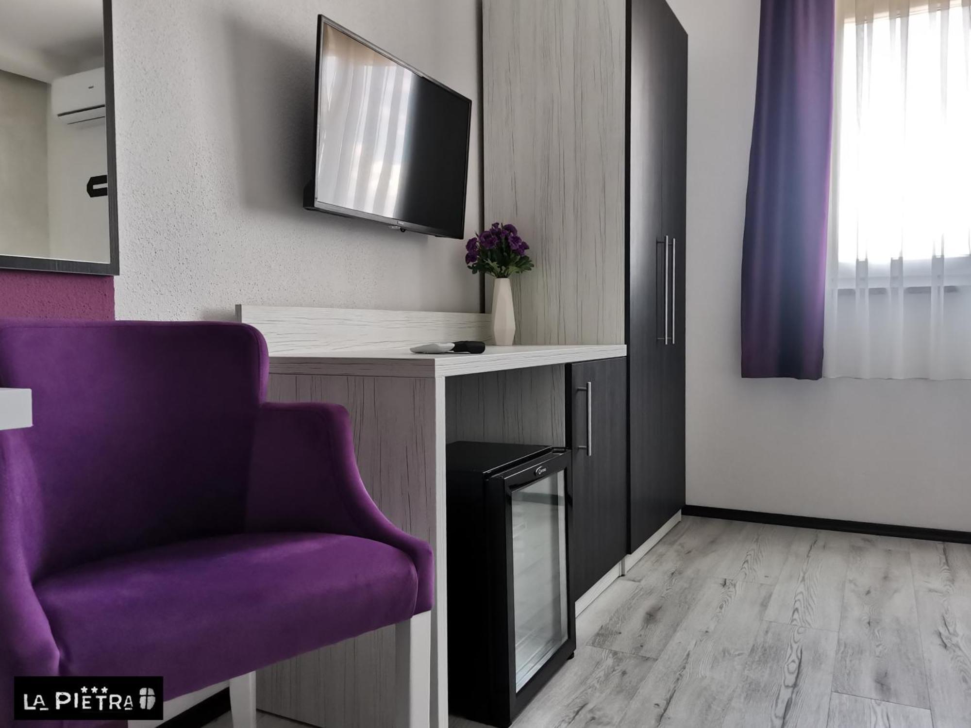 La Pietra Family Hotel Меджугорье Номер фото